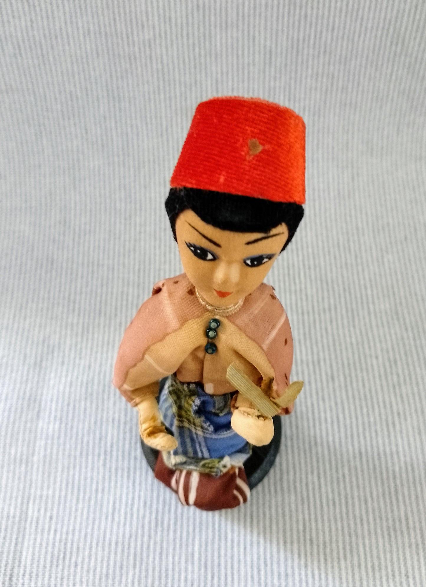 Vintage 1970s Tourist Figurine - Singapore Lady