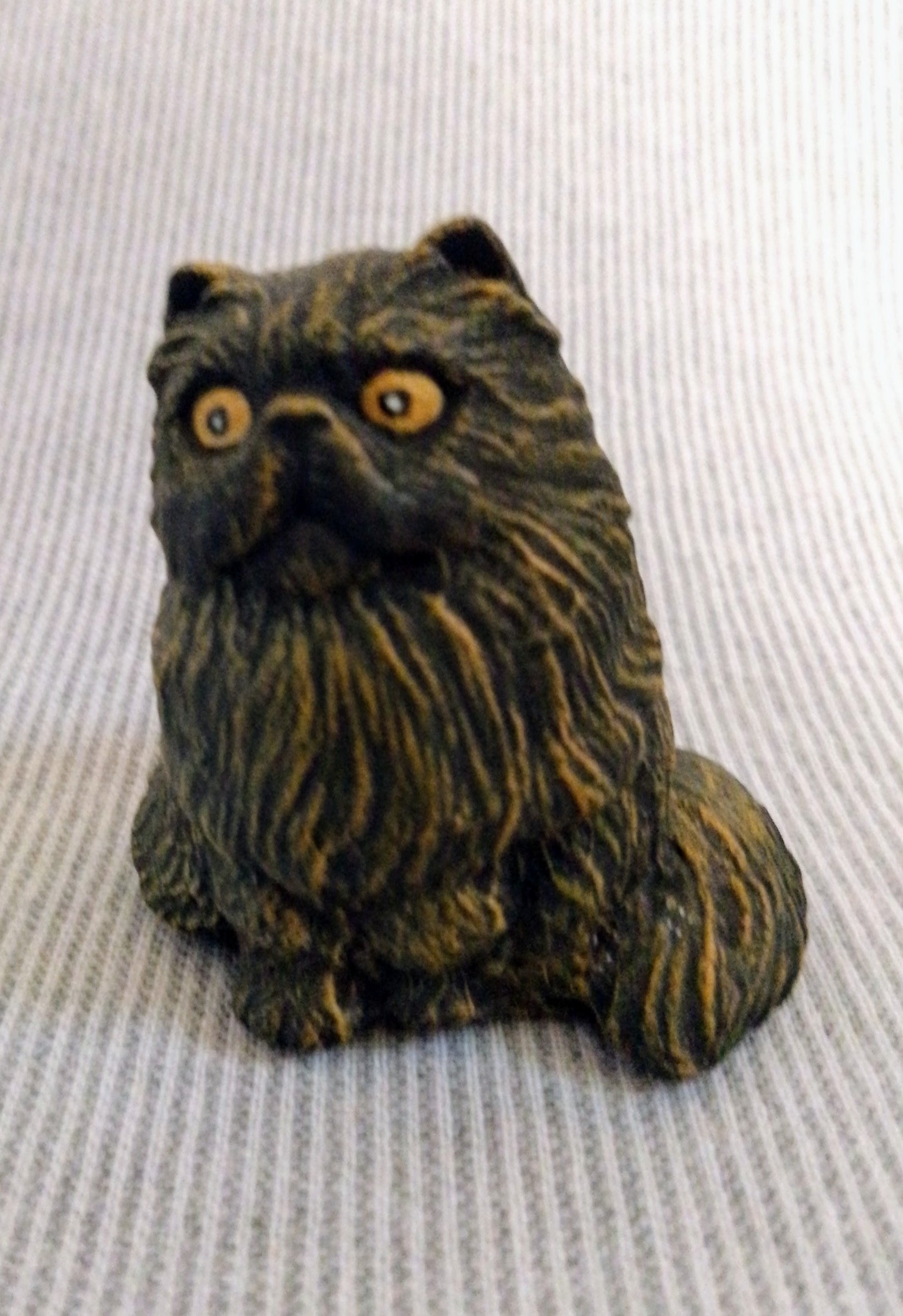 Retro Persian Cat Figurine with Yellow Eyes