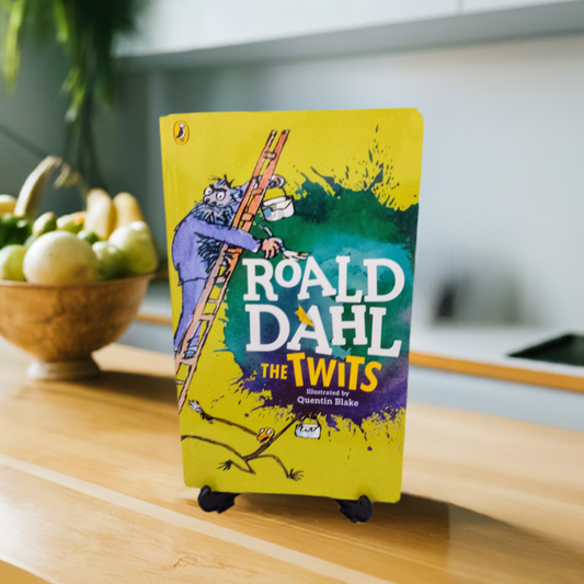 2017 Paperback Edition Roald Dahl - The Twits- First Published 1980